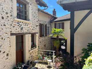  Maison à vendre 10 pièces 260 m²