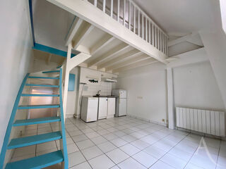  Appartement à louer 1 pièce 25 m²