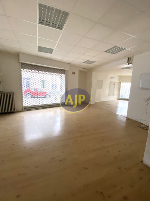   Local commercial 100 m2 Guémené 