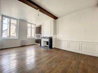  Appartement à louer 1 pièce 28 m²