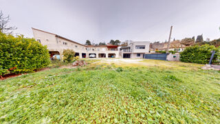  Maison à vendre 13 pièces 334 m²