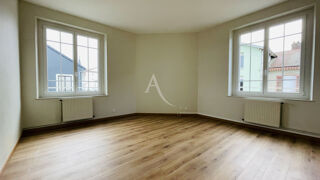  Appartement à louer 3 pièces 74 m²