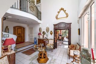  Maison à vendre 6 pièces 310 m²