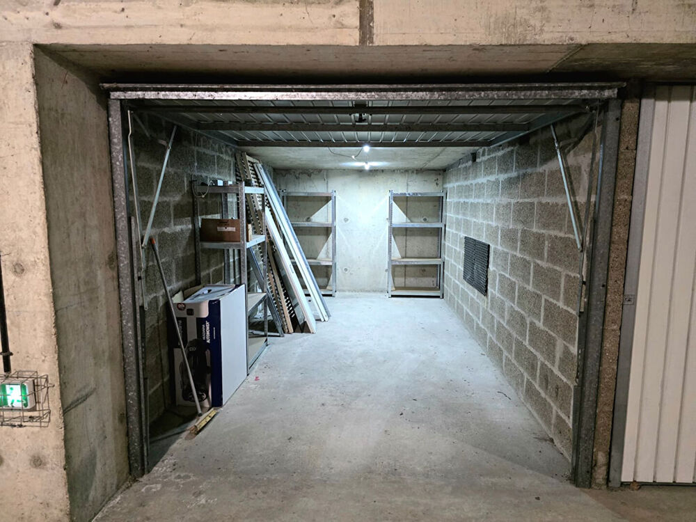 Vente Parking/Garage EXCLU - RENNES GARE - GARAGE FERME en sous-sol sécurisé Rennes