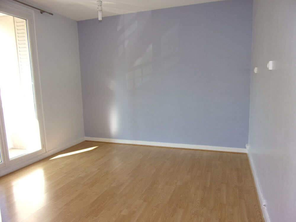 Vente Appartement Appartement  5 pièce(s) Saint Just dans une résidence rénovée Lyon 5