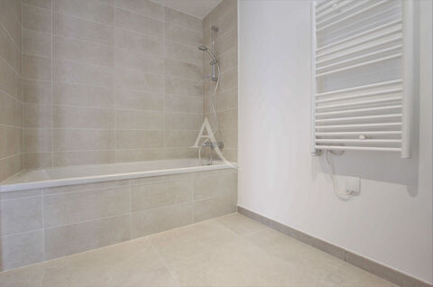  Appartement � louer 4 pi�ces 84 m�