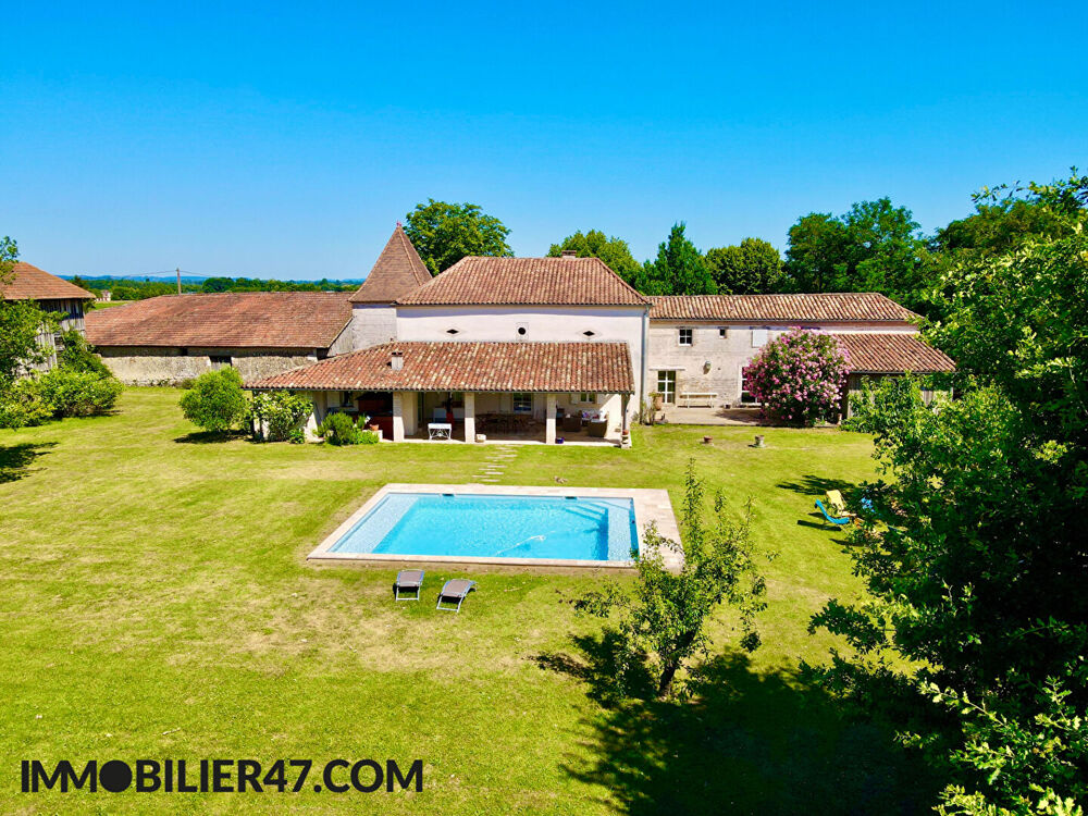 PROPRIÉTÉ AVEC DEPENDANCES ET PISCINE