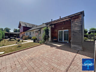  Maison � vendre 9 pi�ces 210 m�