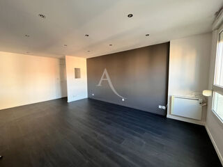  Appartement à louer 3 pièces 71 m²
