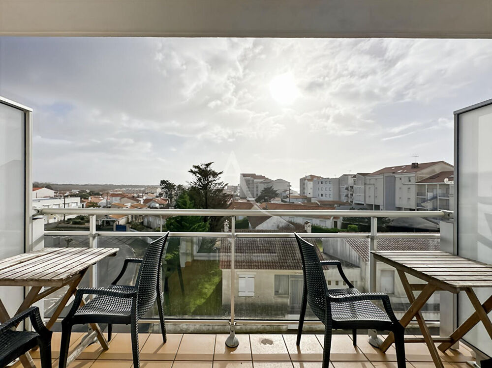 Studio mezzanine rénové - vue latérale sur l'océan