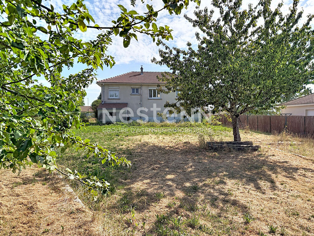 Maison rénovée à vendre à Verneuil sur Vienne - 5 pièces 3 chambres avec grand terrain !