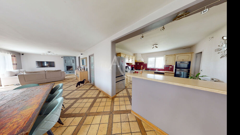 Vente Maison Maison familiale bourg de Chaingy  5 chambres garage, jardin. Chaingy