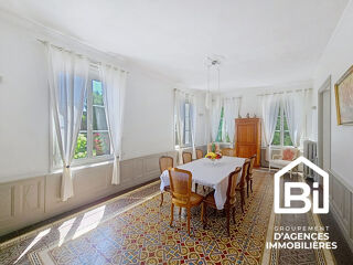  Maison à vendre 9 pièces 179 m²