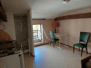  Immeuble � vendre 528 m�