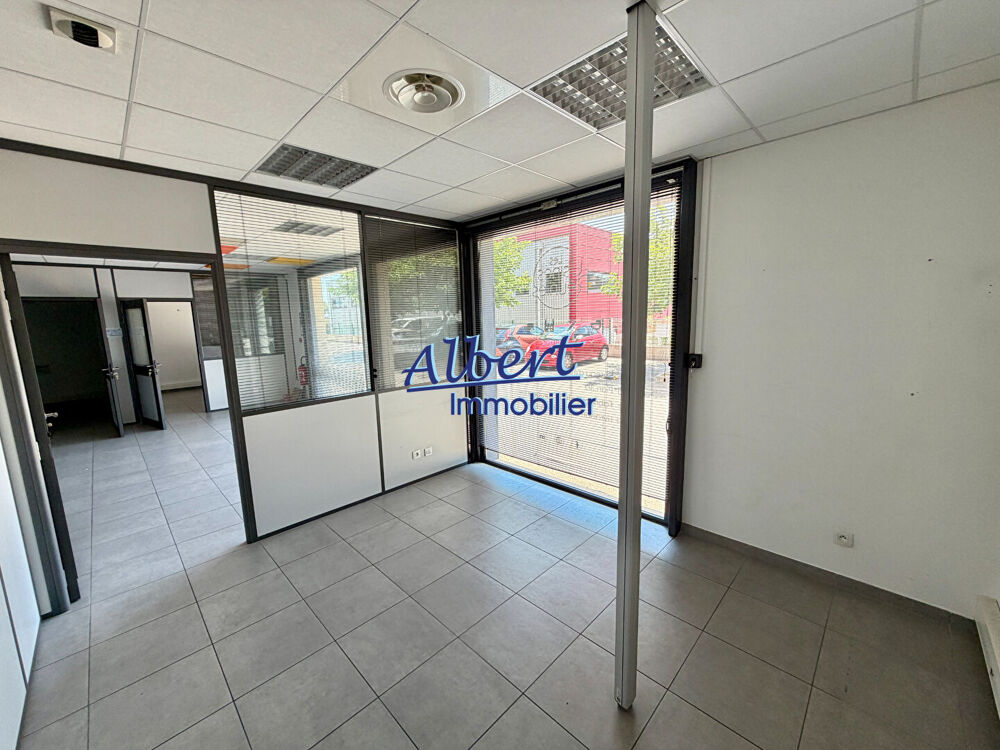   Local commercial La Seyne Sur Mer 115.66 m2 La seyne sur mer