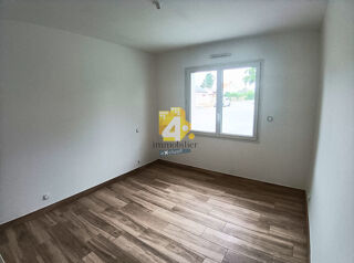  Maison à louer 4 pièces 85 m²