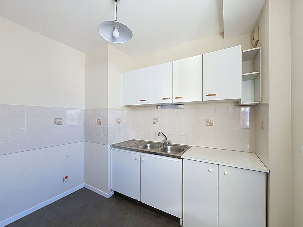 Vente Appartement Centre ancien, dernier étage T2 Orléans 48.2 m² Orleans