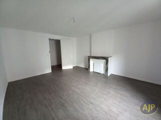 Location Appartement Appartement T3 de 94.68m² à St Germain d'Esteuil Saint germain d esteuil