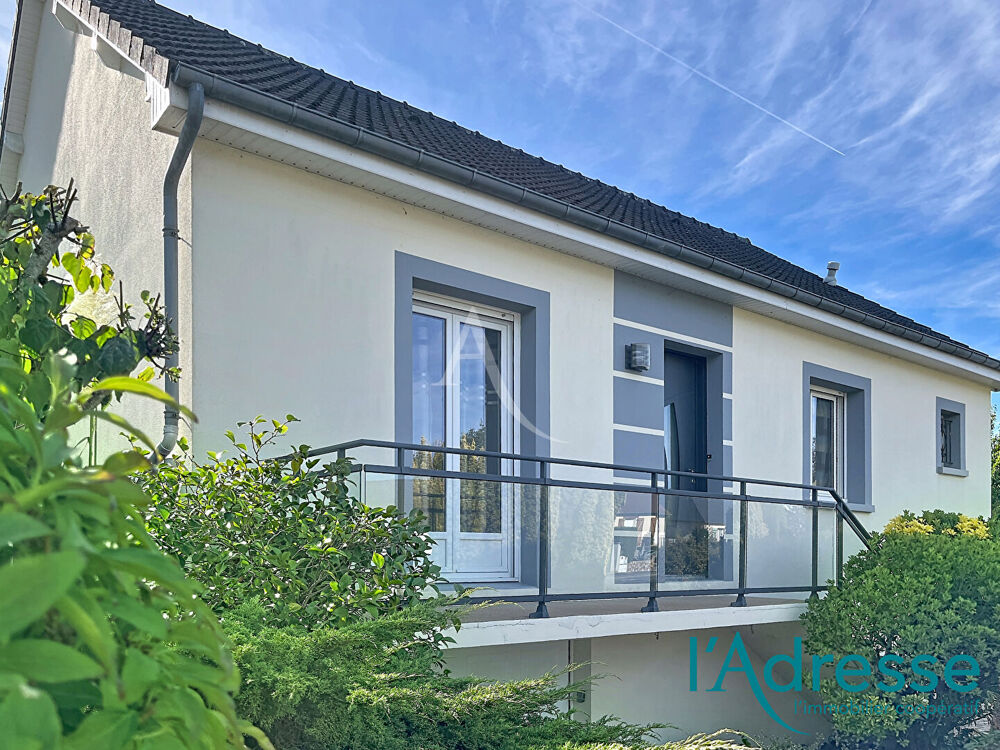 Maison familiale de 4 chambres à proximité des commodités