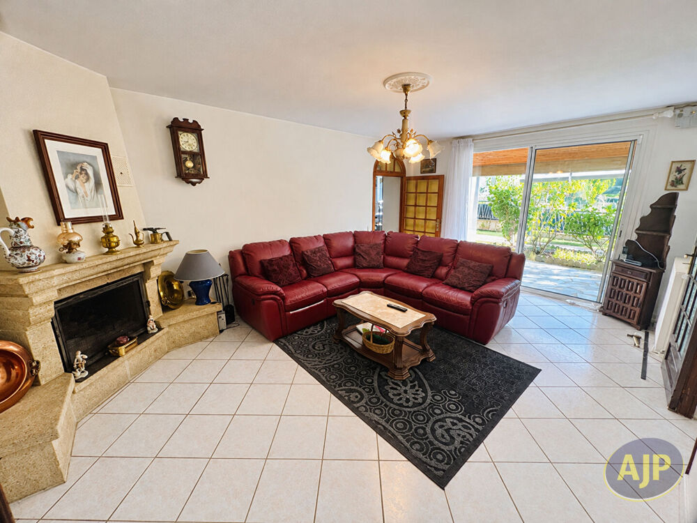 Vente Maison Maison  158.09 m2 Nerigean