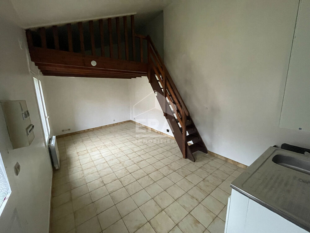 Maison Ozouer Le Voulgis 1 pièce(s) 24.85 m2