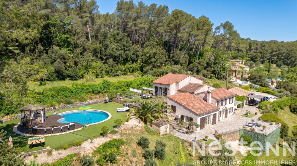 À VENDRE À TRANS-EN-PROVENCE PROPRIÉTÉ d'environ 152 m² sur 7000 m² de terrain paysagé avec PISCINE