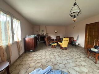  Maison  vendre 9 pices 170 m