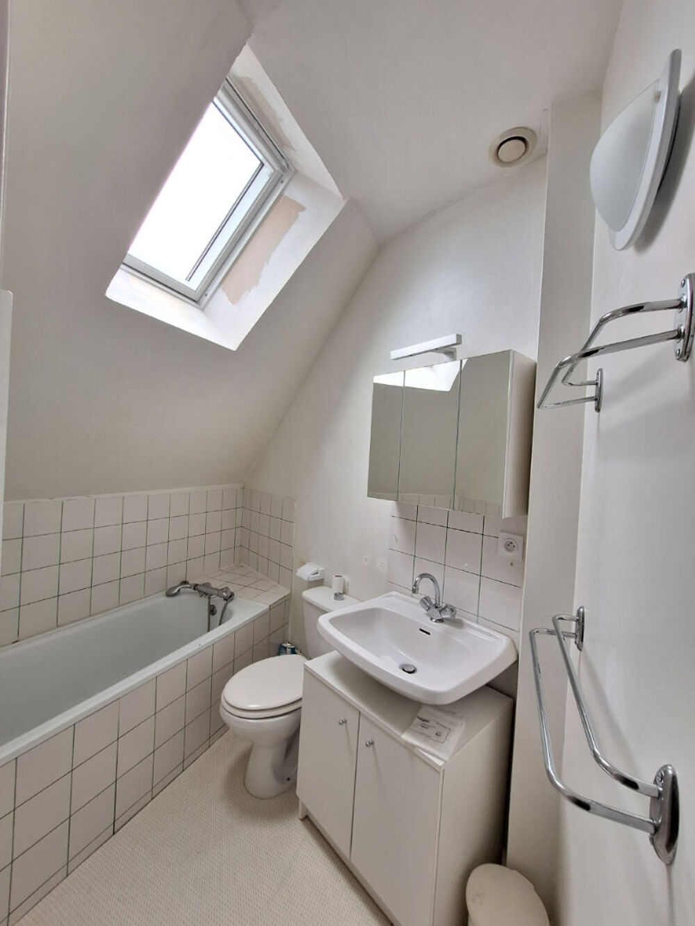 Location Appartement LOCATION MEUBLE A L'ANNEE SAINT MALO  ROTHENEUF Saint malo