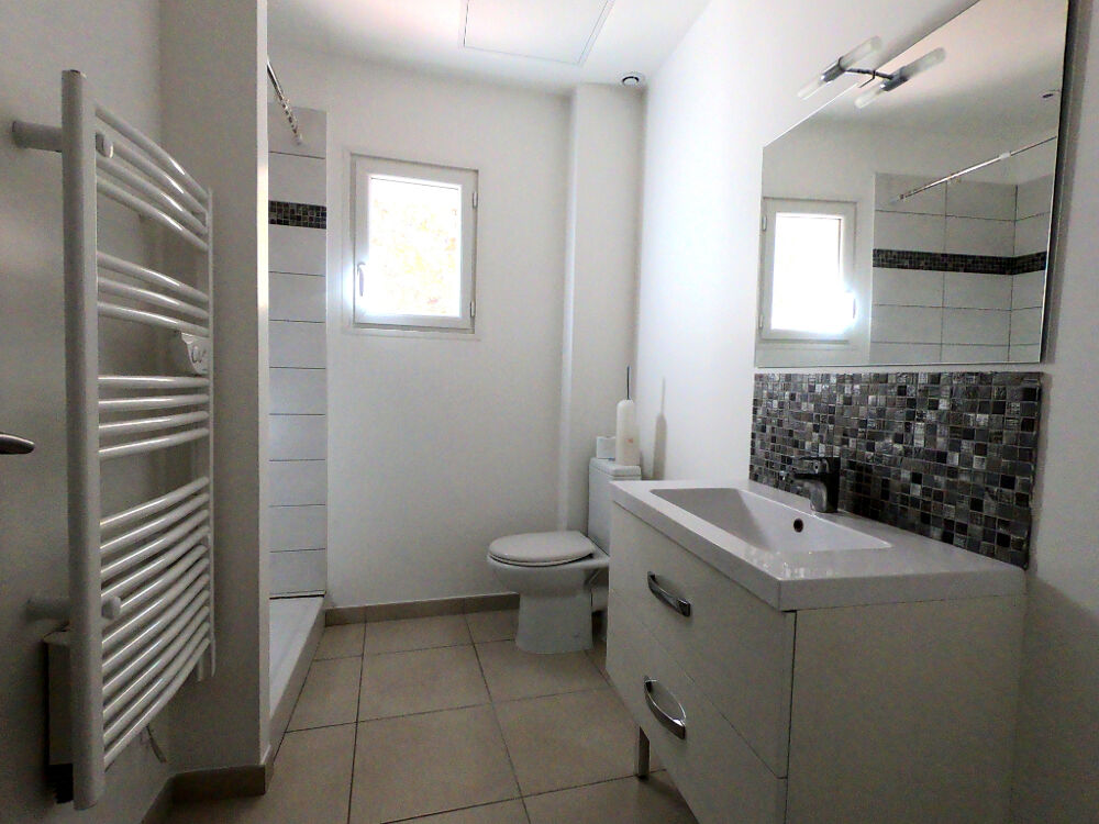 Location Appartement APPARTEMENT GARDANNE - 4 pièce(s) -76 m2 Gardanne