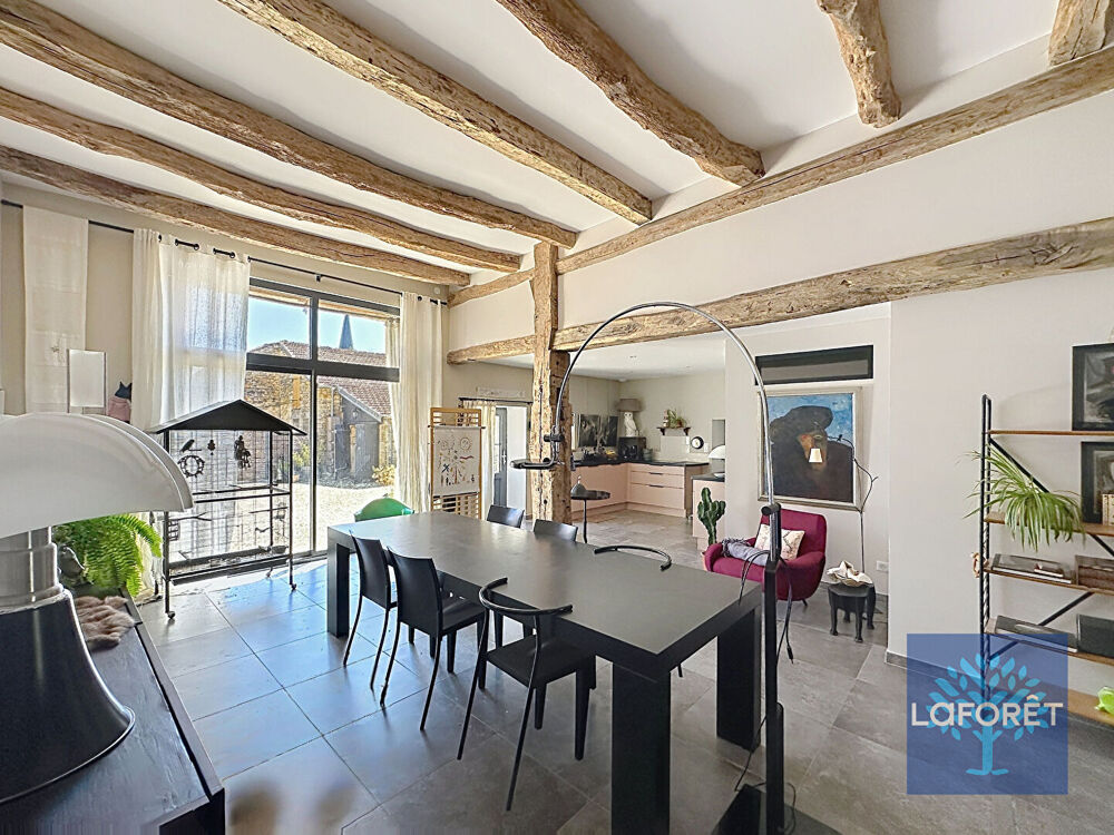 Vente Maison Corps de ferme rénové 251 m² | 6 chambres | Piscine | Terrain 1 123 m² | Axe Langres-Dijon Saint broingt les fosses