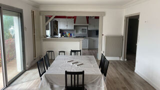  Immeuble à vendre 15 + pièces 330 m² Ifs