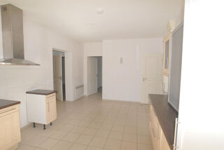  Appartement à louer 4 pièces 60 m²