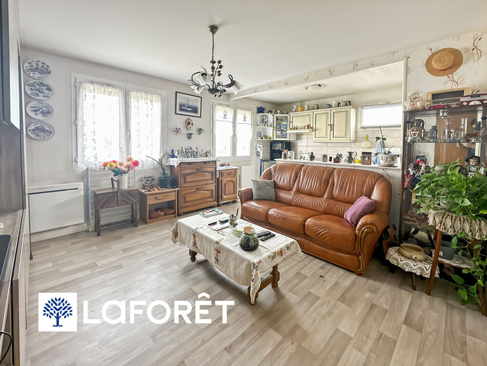 Appartement 2 pièces AU DERNIER étage avec BOX à vendre à Viry-Châtillon - Idéal primo-accédant
