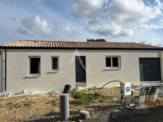  Maison à louer 4 pièces 85 m²
