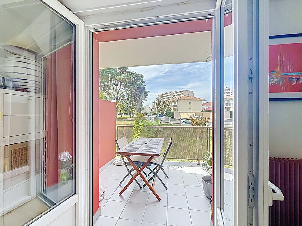 Pau Quartier Saint-Dominique / Appartement T3 lumineux avec cave et garage possible