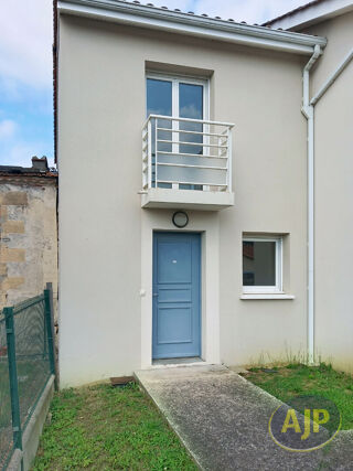 Vente Maison Maison T3 + jardin dans le centre-ville de Lesparre-Médoc ! Lesparre medoc