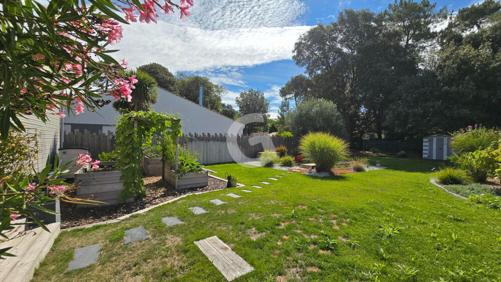 Vente Maison Maison 7 pièces 344 m² à vendre à Jard sur Mer Jard sur mer