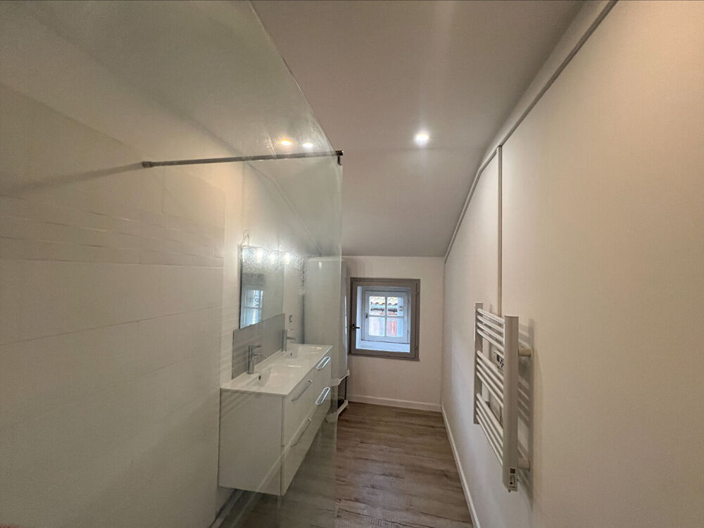 Location Appartement ROQUEMAURE Roquemaure