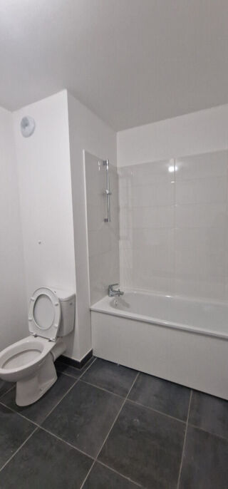  Appartement à louer 2 pièces 49 m²