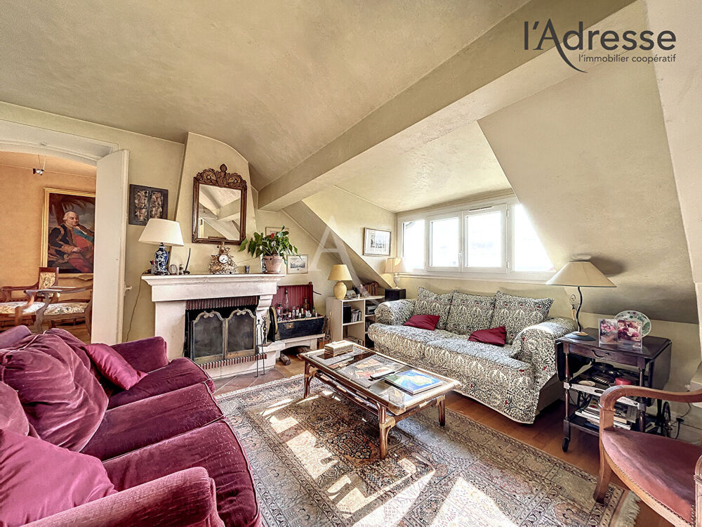 Vente Appartement Suresnes (Mont Valérien) - Duplex de 140m² - Place de stationnement  et Box fermé  - Terrasse 7m² Suresnes