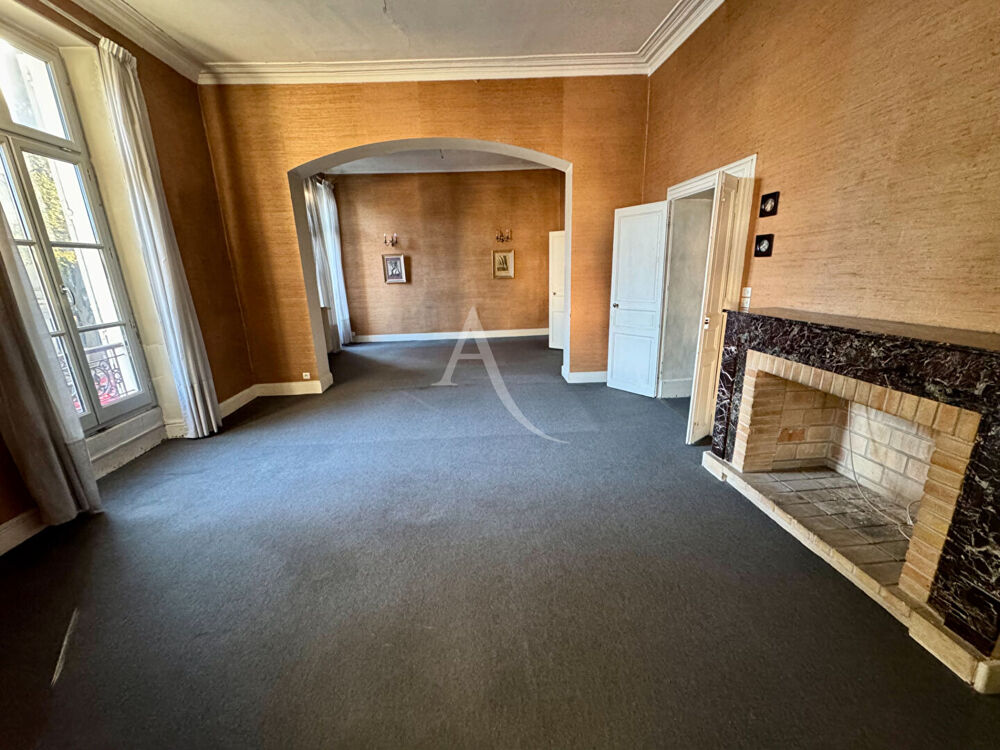 Appartement Nimes 5 pièce(s) 148.87 m2