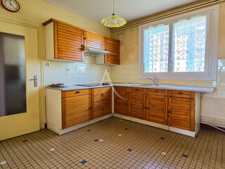  Appartement  vendre 5 pices 80 m