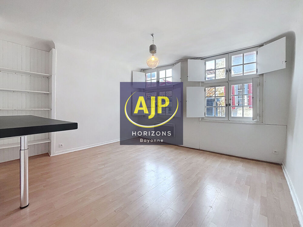 BAYONNE Centre - Appartement T2