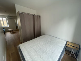 Appartement à louer 1 pièce 26 m²
