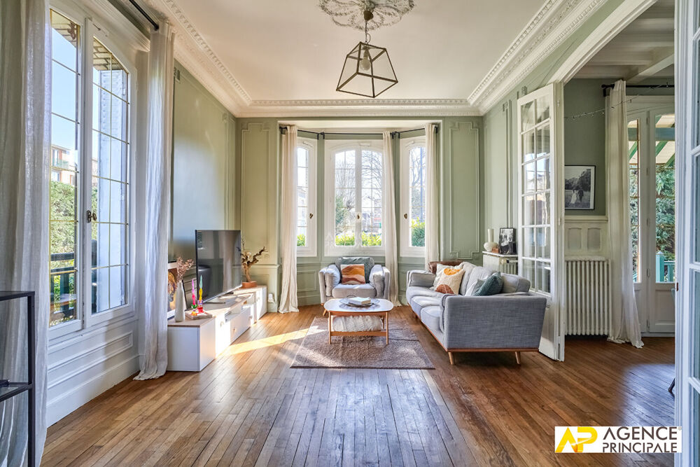 Vente Maison Maison 7 pièces à vendre à Maisons-Laffitte - 12 minutes gare Maisons laffitte