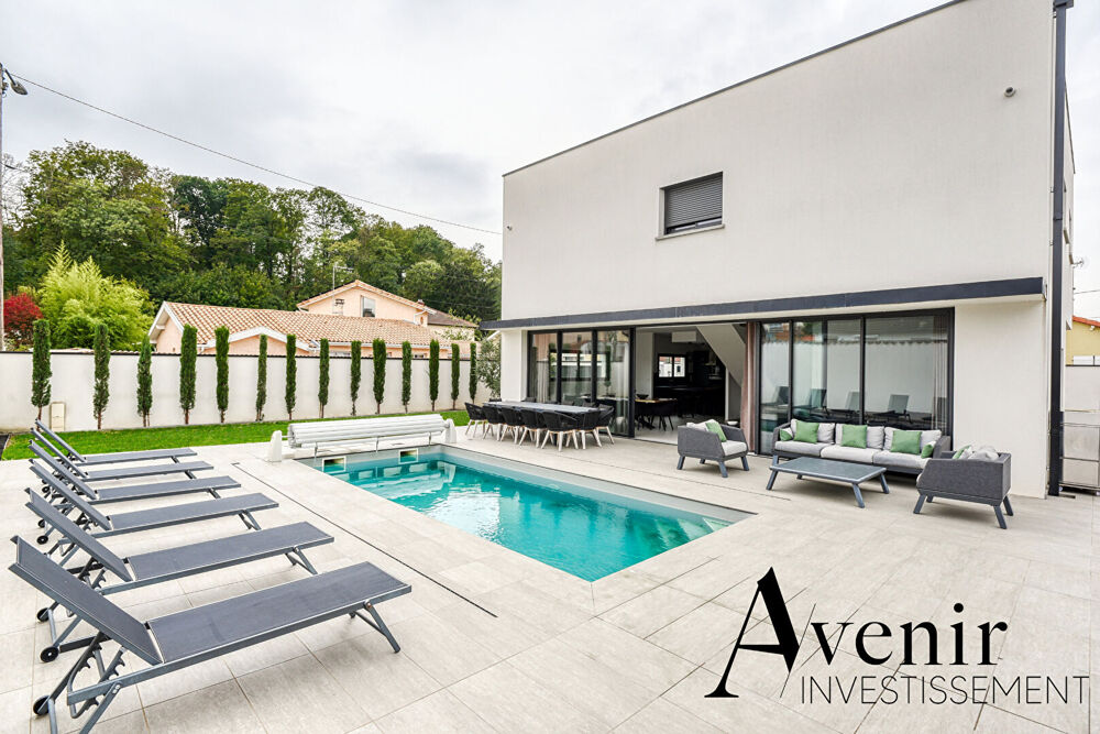 à vendre  Maison Meyzieu (69330)