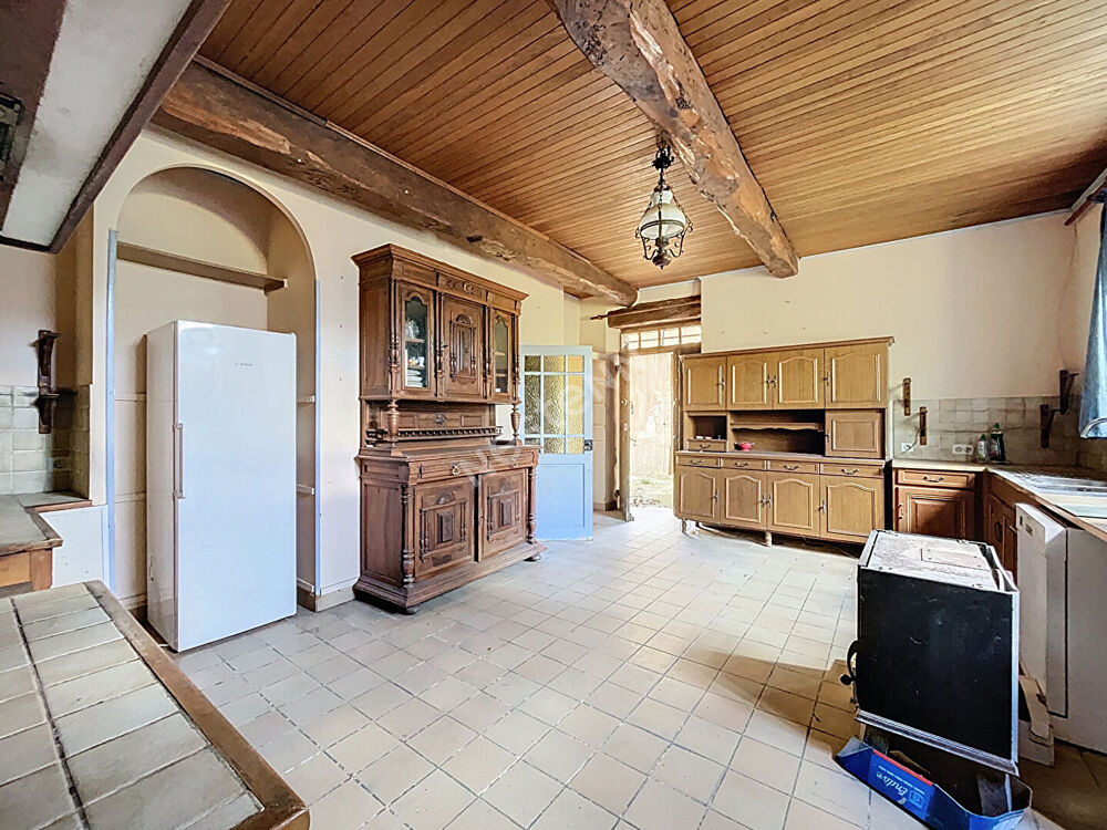 A vendre, Ensemble immobilier, à rénover d'environ 600m² , terrain 6120m² sur la commune de Gardouch
