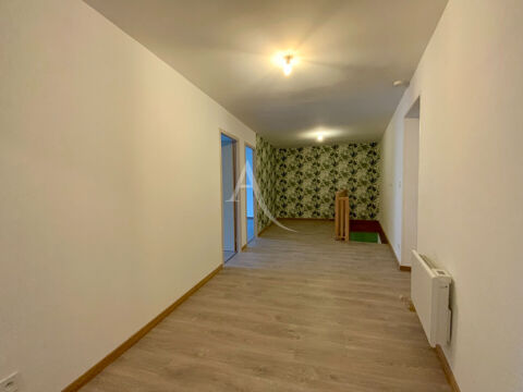   Maison enti�rement r�nov�e 3 chambres Archiac Maison - 4 pi�ce(s) - 106 m�