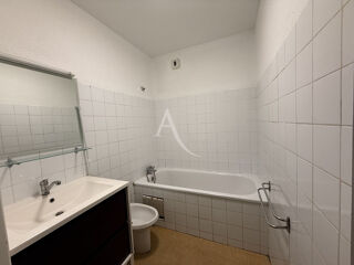  Appartement à louer 3 pièces 66 m²