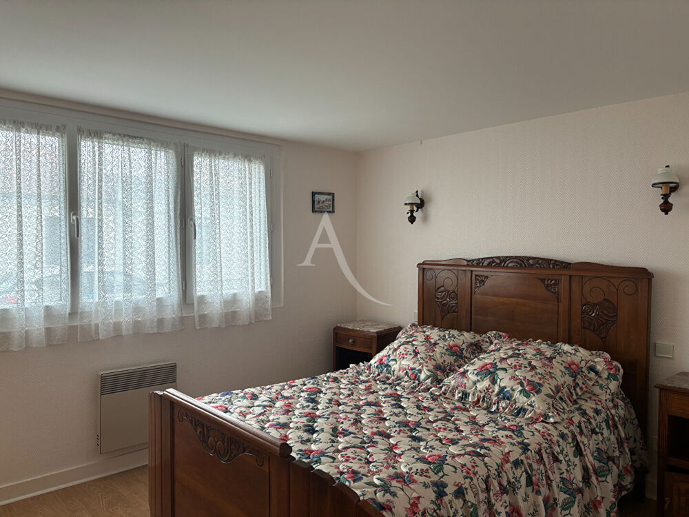 Vente Maison EXCLUSIVIT�! MAISON INDIVIDUELLE � VENDRE � ROCHEFORT - QUARTIER FAUBOURG Rochefort